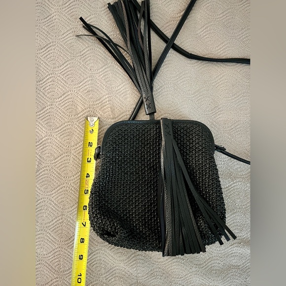 🆕 Chico’s tassel cross body bag in black only - Picture 12 of 15